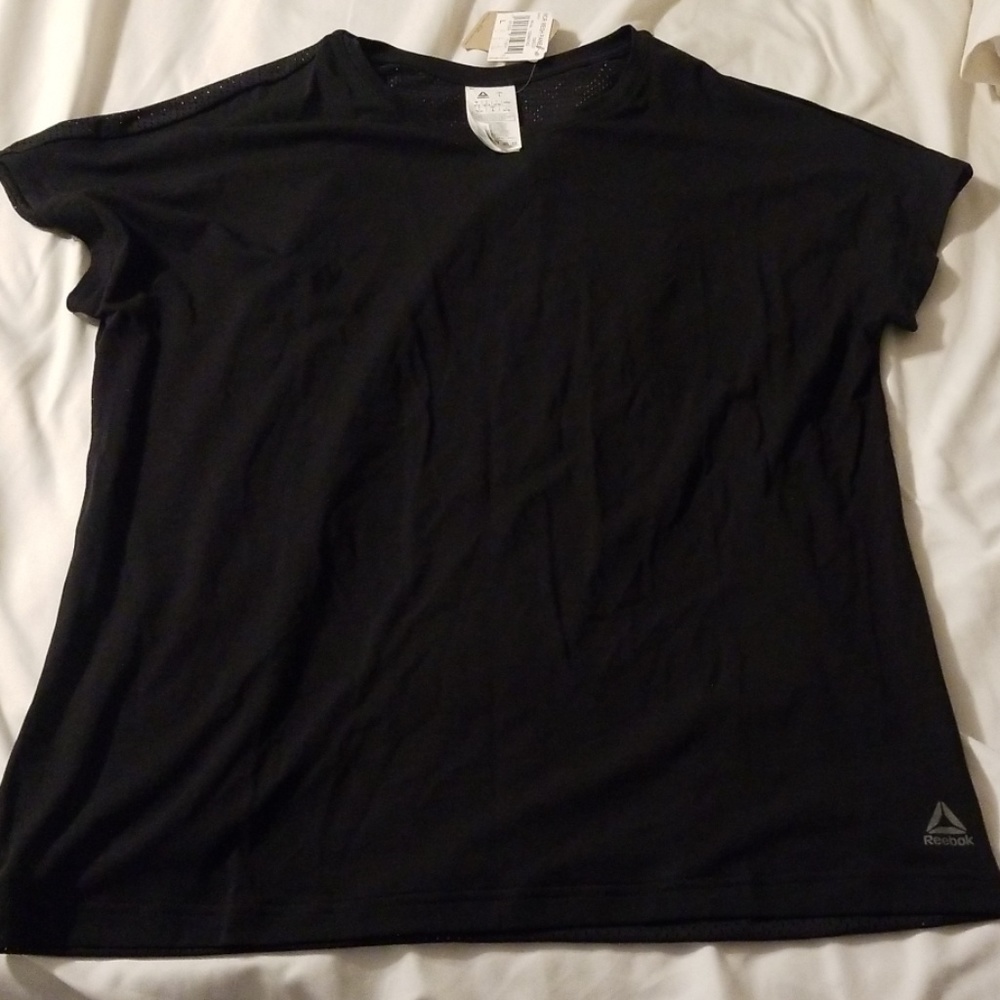 NWT - Reebok Tee shirt